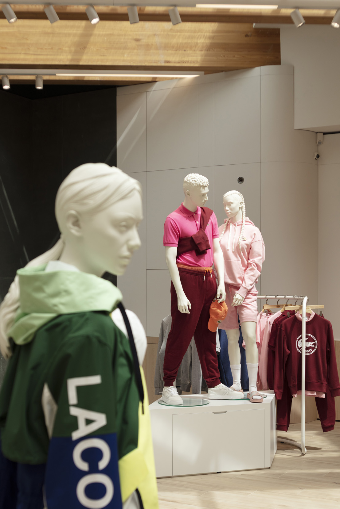 Lacoste Arena in Paris_Hans Boodt Mannequins